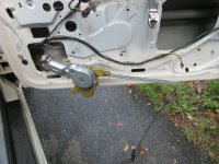 Power window motor right door.JPG