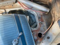 Cat missing rear quarter plates.jpg Cat missing rear quarter plates.jpg