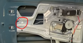 pontiac plastic bracket.png
