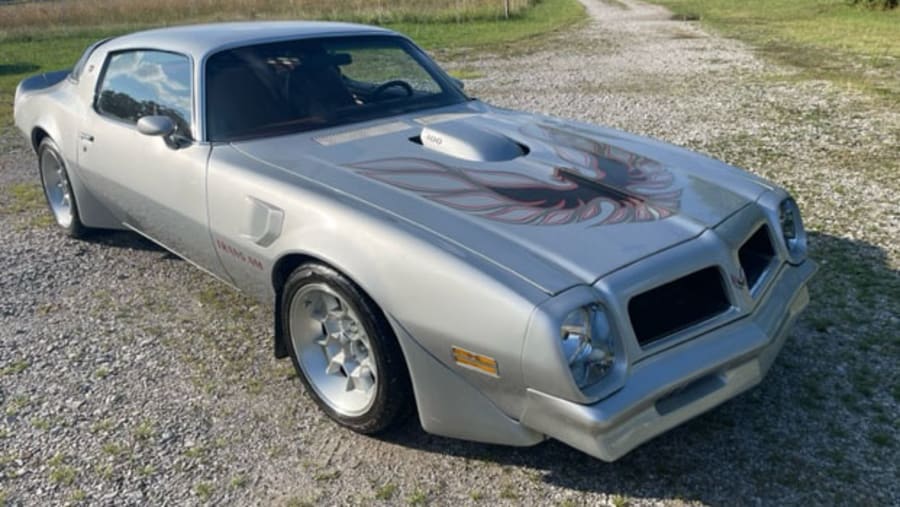 www.mecum.com