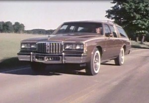1980-pontiac-features4-300x208.jpg