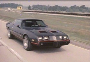 1980-pontiac-features5-300x207.jpg