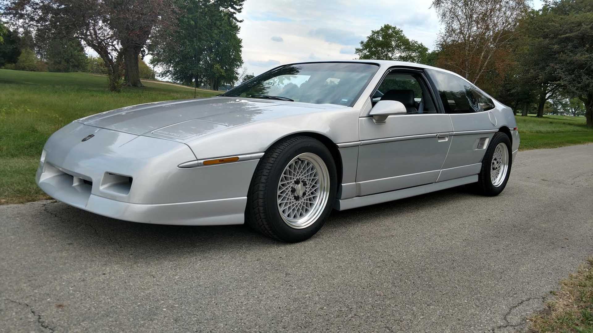 www.motor1.com